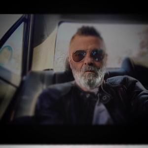 Meet your Posher, Joe